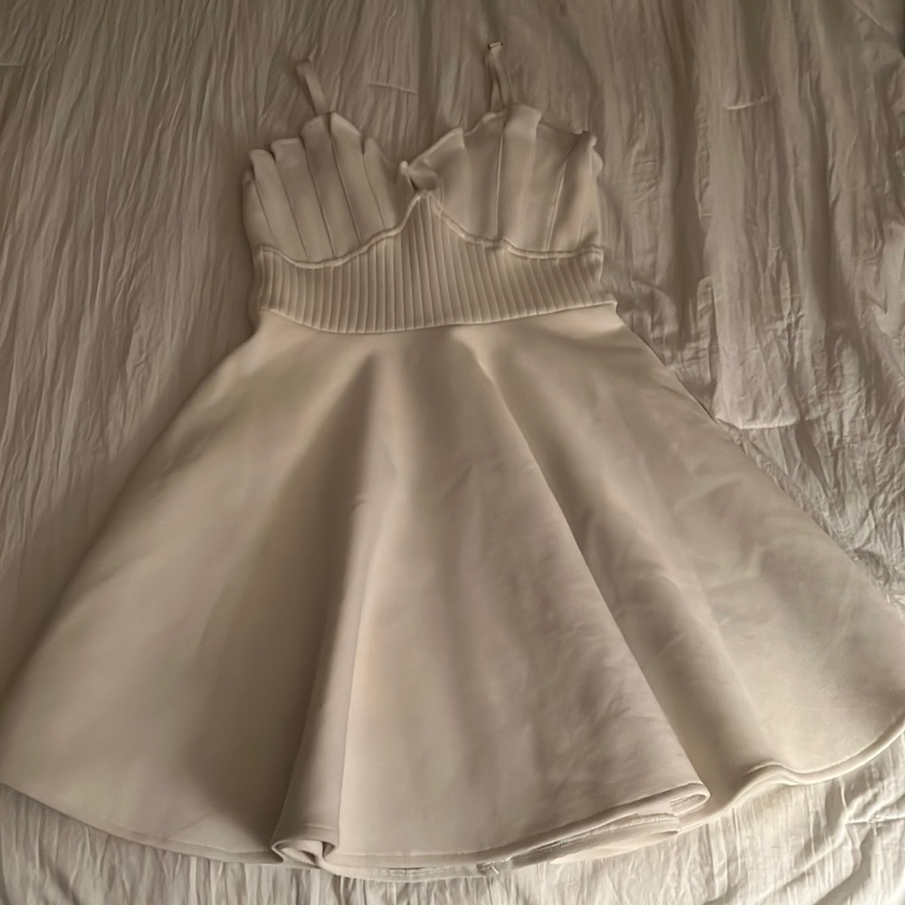 Size Small White Lulu’s Dress